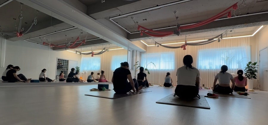 사라요가 소그룹 수업 시작 명상